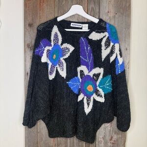 Vintage 80s/ 90s Mariea Kim Floral Sequin Appliqué Dolman Slouchy Sweater Large